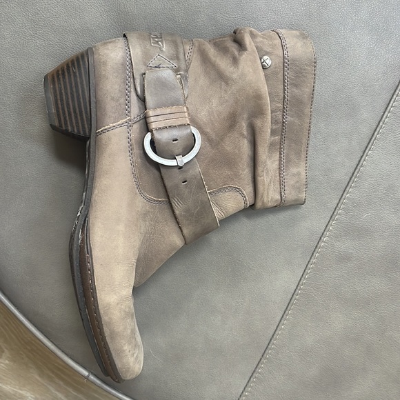 PIKOLINOS Boots Urban Grey Silver Buckle Ankle Booties Size 40 - Picture 5 of 9